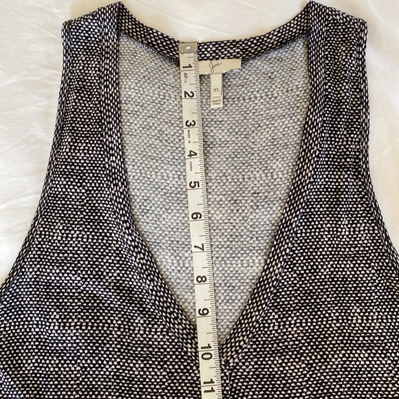 JOIE Black and White Soft V Neck Tank Top - XS - Picture 9 of 11
